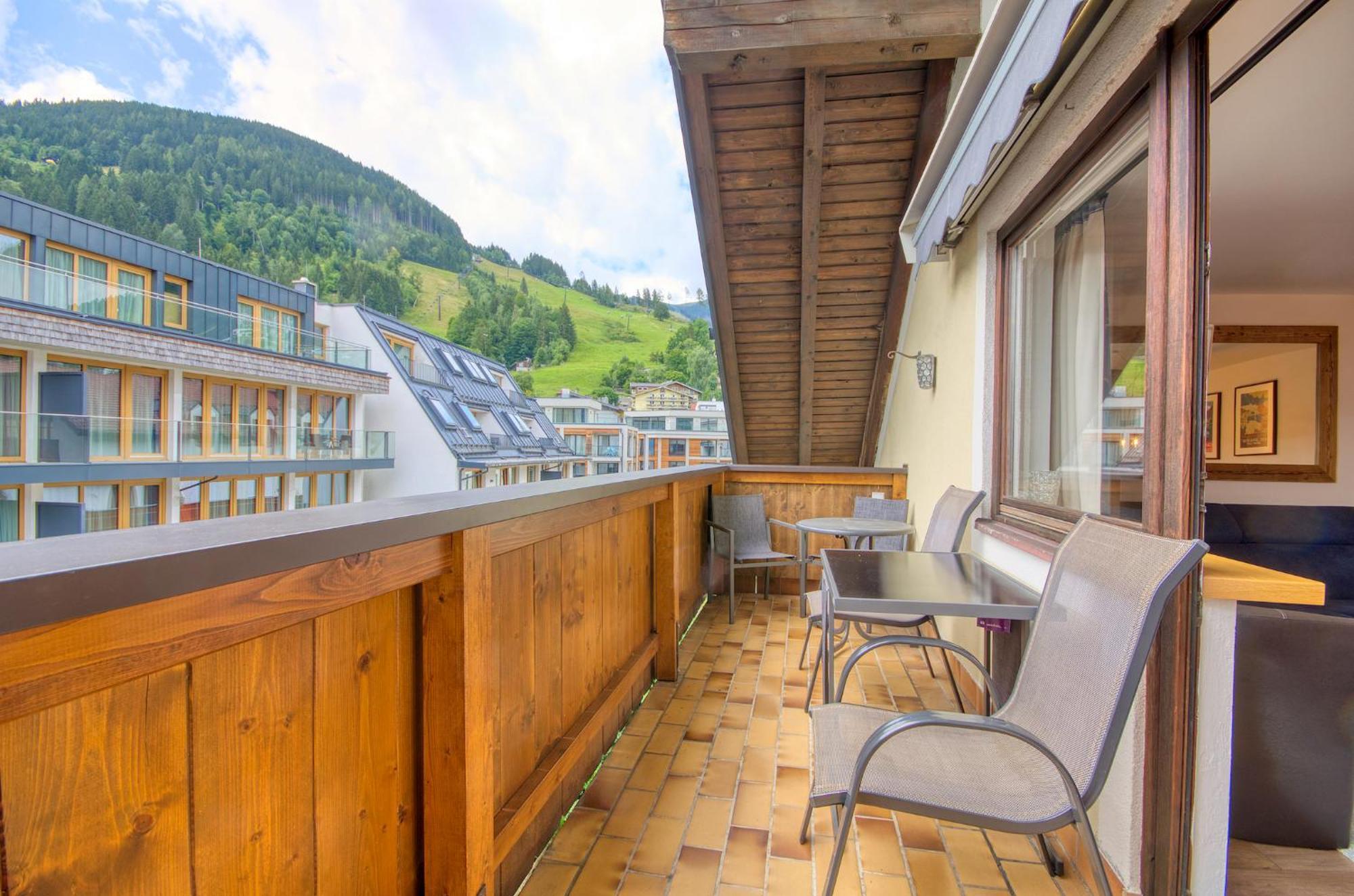 Apartment Melanie - By Alpen Apartments Zell am See Bagian luar foto
